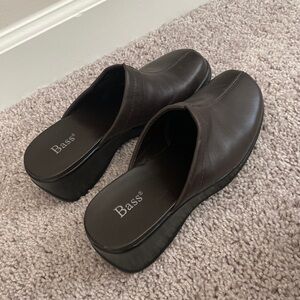 Bass Ivette Women Leather Slip On Wedge Clog Brown Sz 6